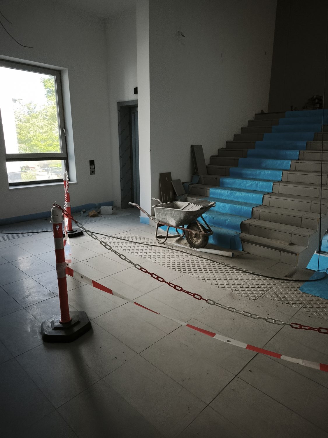 Innenausbau fertiger Raum Schule Braunschweig