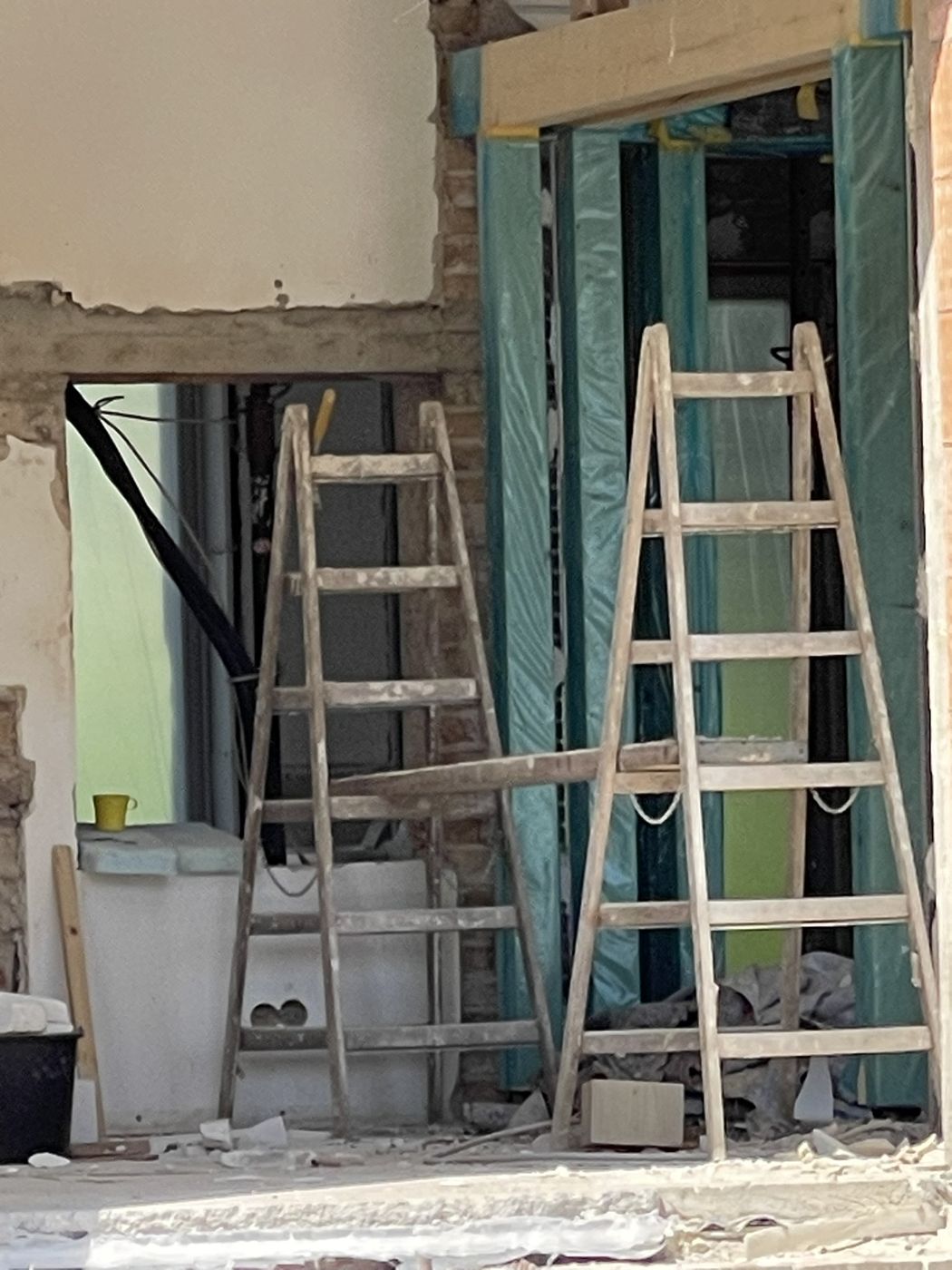 Wanddurchbruch bei Sanierung mit Anbau in Potsdam