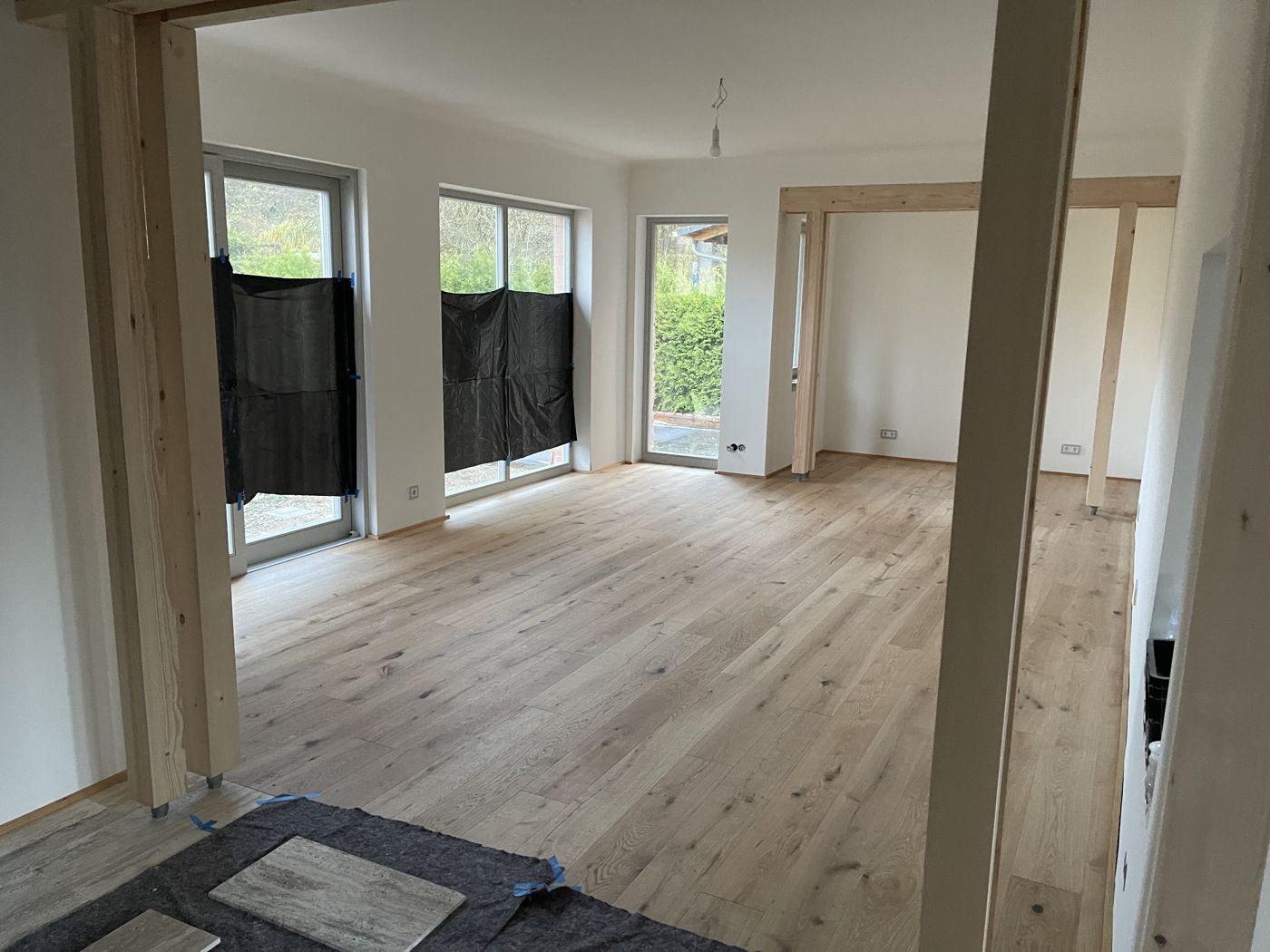 Innenausbau mit neuem Boden, Sanierung Potsdam