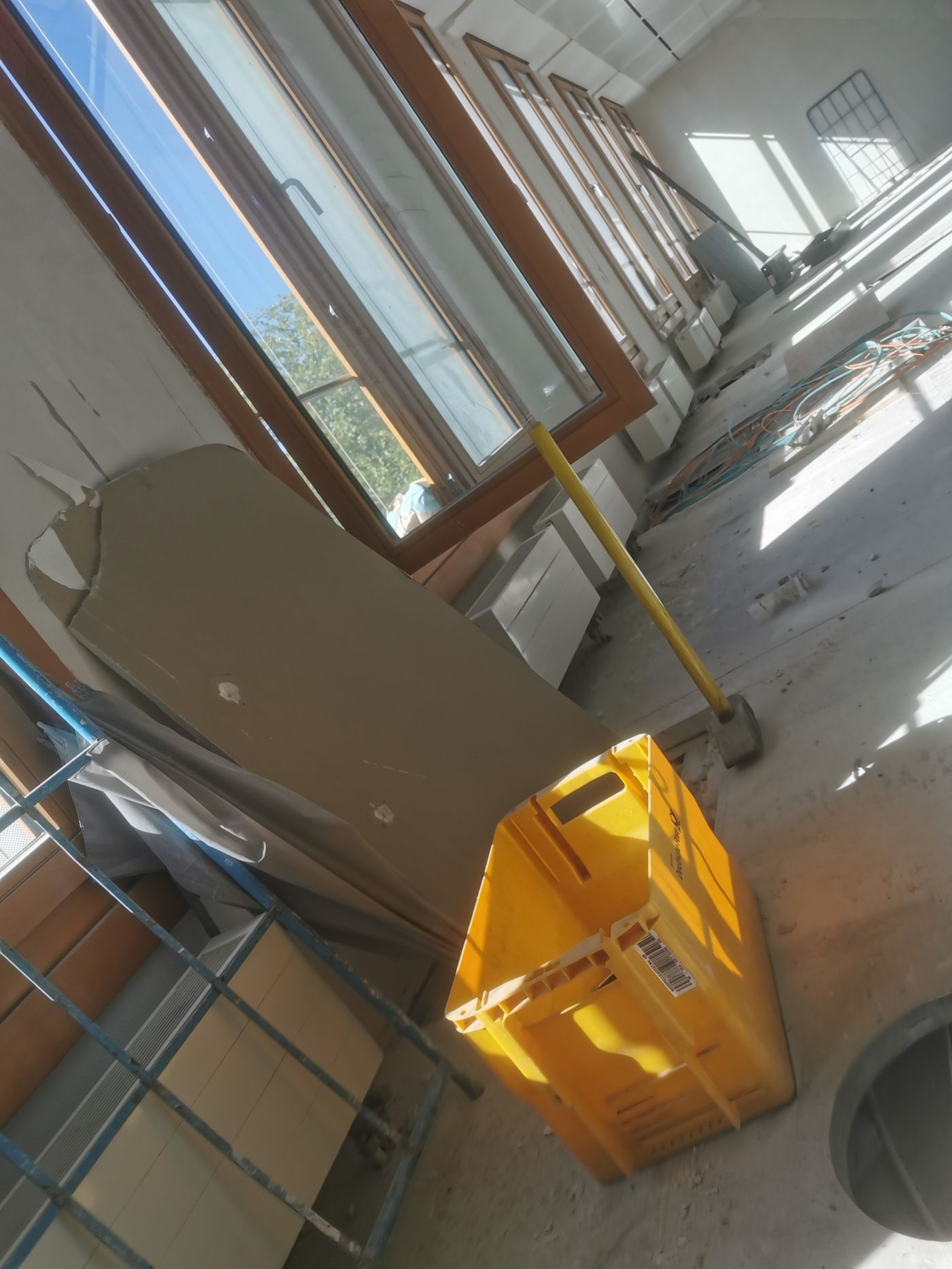 Dachgeschoss-Ausbau Büroetage Berlin-Mitte