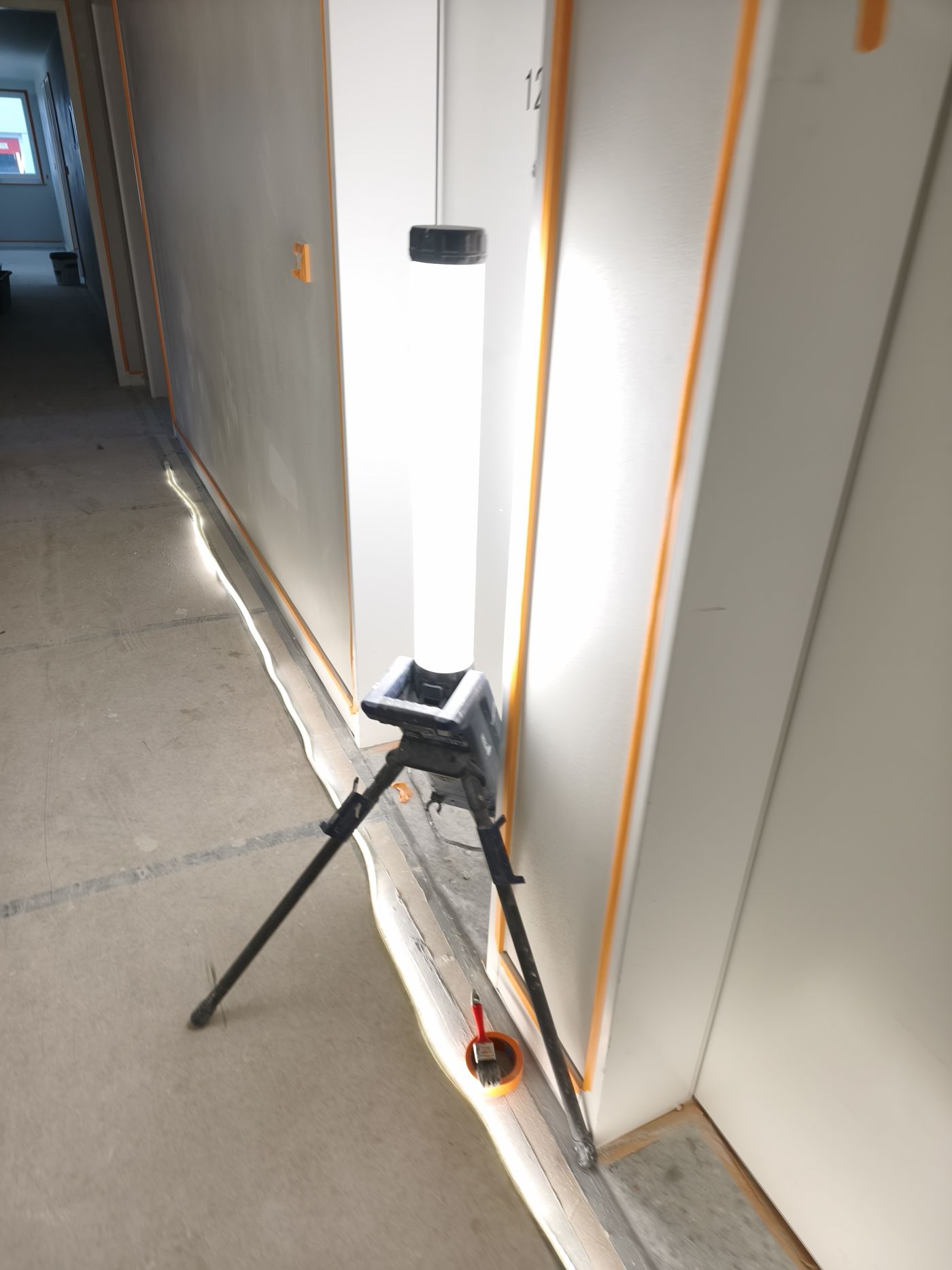Haustechnik im Flur der Beherbergungsstätte